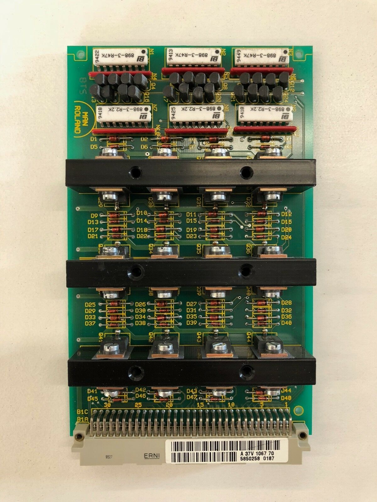 羅蘭R700功率板A37V106770電路板維修