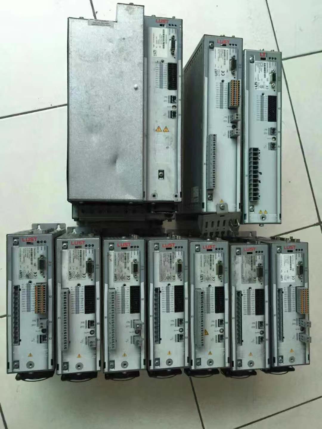 lust路斯特伺服驅(qū)動器維修電子元器件該怎么判斷